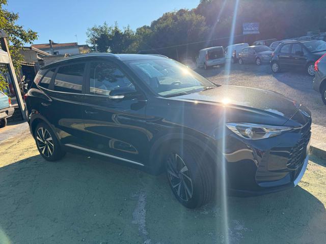 MG ZS 1.5 Hybrid+ Luxury - foto 2 di 4