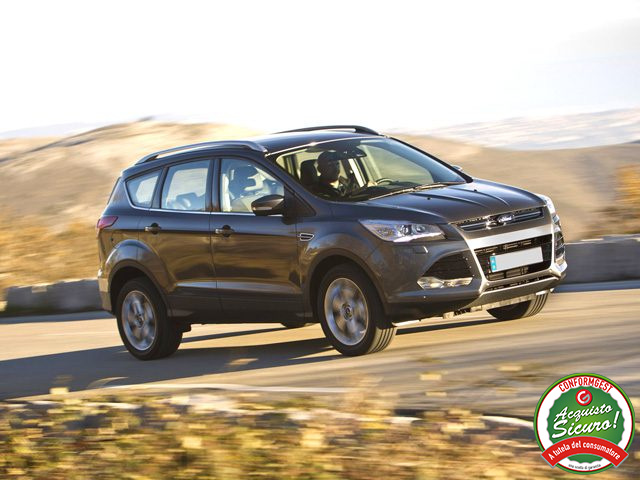 Ford Kuga 2.0 TDCI 163 CV Powershift Titanium usato a TEANO