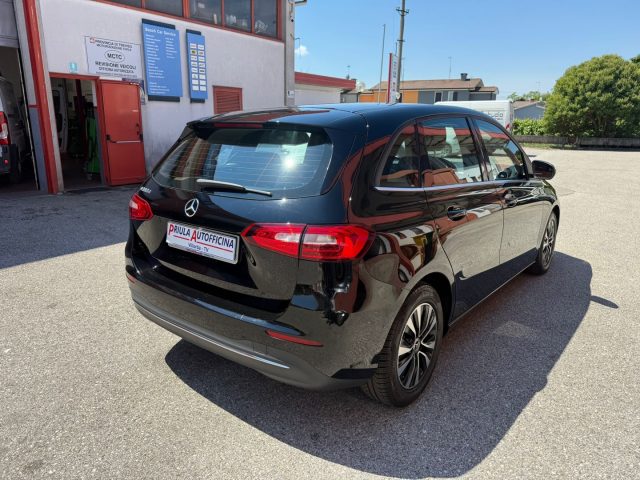 Mercedes-Benz B 180 d Automatic Sport - foto 4 di 4