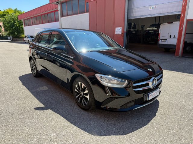 Mercedes-Benz B 180 d Automatic Sport - foto 3 di 4