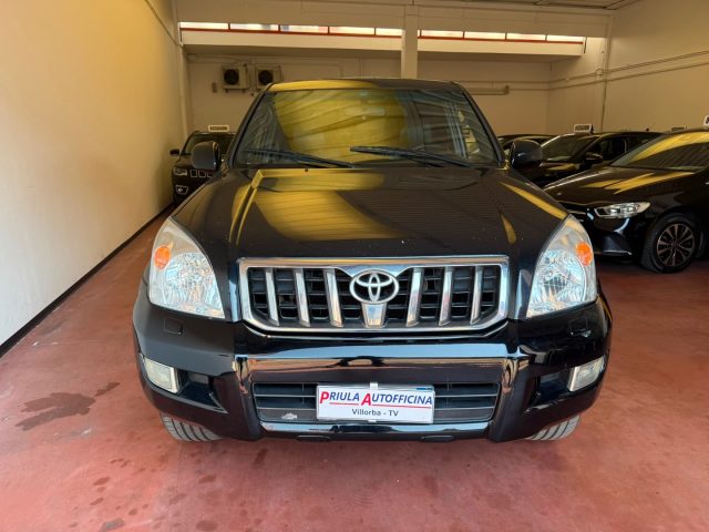 Toyota Land Cruiser 3.0 D-4D 3 porte aut. Executive - foto 3 di 4