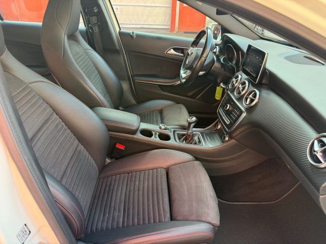 Mercedes-Benz A 180 d Premium AMG, del 2017, 112.400 km, in vendita a Villorba (TV)