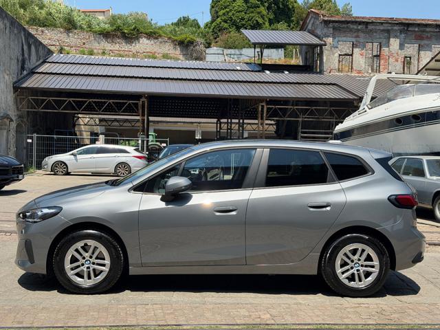 BMW 220 i 48V Active Tourer - foto 4 di 4