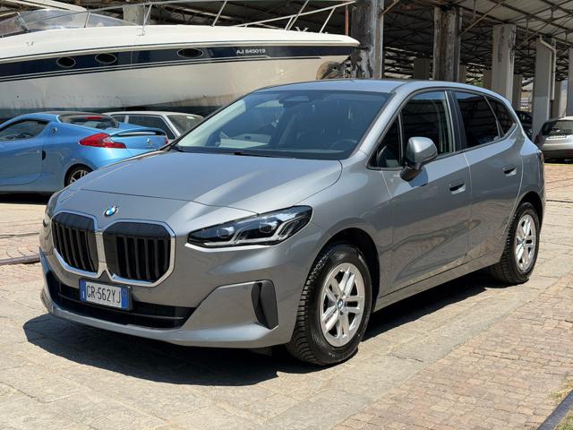 BMW 220 i 48V Active Tourer usato a SARZANA