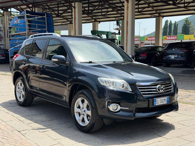 Toyota RAV 4 MY23 RAV4 2.2 D-4D 150 CV DPF usato a SARZANA