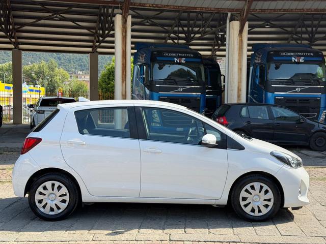 Toyota Yaris 1.0 5 porte Active - foto 4 di 4