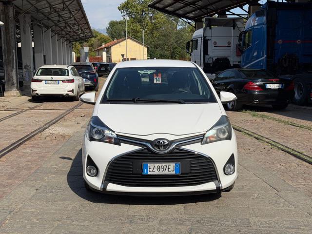 Toyota Yaris 1.0 5 porte Active - foto 3 di 4