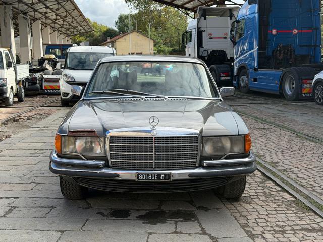 Mercedes-Benz 450 450 SEL 6.9 - foto 2 di 4