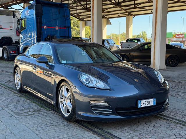 Porsche Panamera 4.8 4S, del 2010, 213.937 km, in vendita a Sarzana (SP)