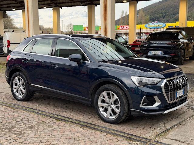 Audi Q3 2.0 TDI 150 CV Business - foto 2 di 4