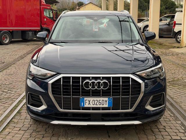 Audi Q3 2.0 TDI 150 CV Business - foto 3 di 4