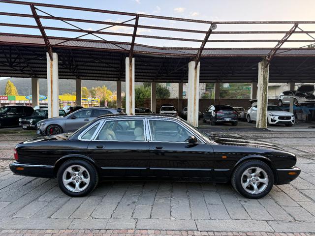 Jaguar XJ 3.2 cat Executive ISCRITTA ASI - foto 4 di 4