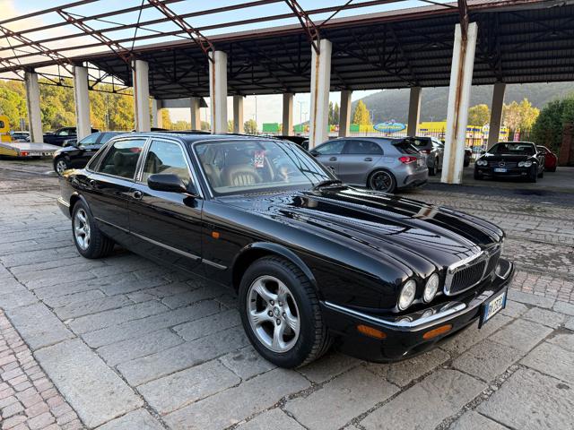 Jaguar XJ 3.2 cat Executive ISCRITTA ASI - foto 2 di 4