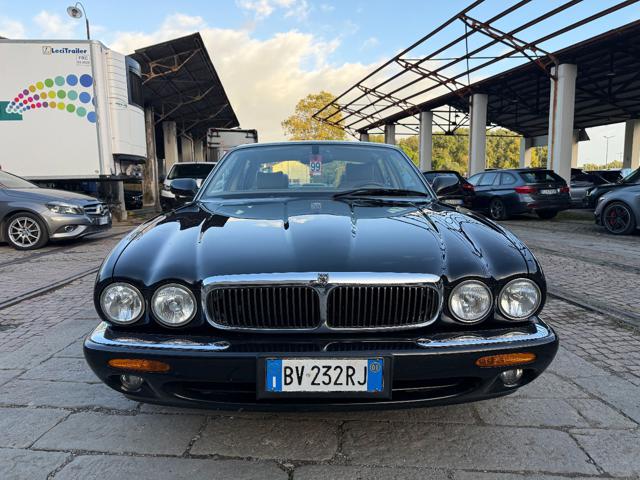 Jaguar XJ 3.2 cat Executive ISCRITTA ASI - foto 3 di 4