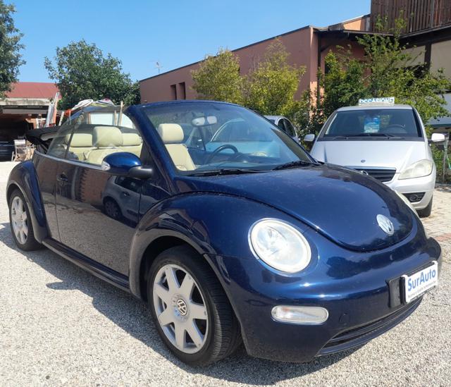 Volkswagen New Beetle 1.6 Cabrio - foto 3 di 4