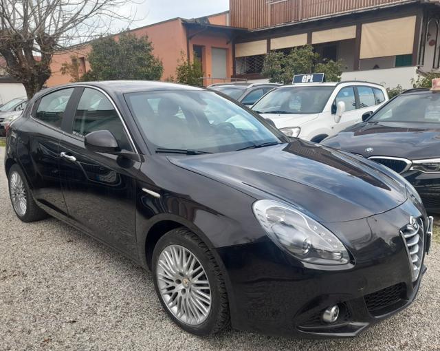 Alfa Romeo Giulietta 1.6 JTDm-2 Distinctive, del 2014, 280.000 km, in vendita a Osteria Grande (BO)