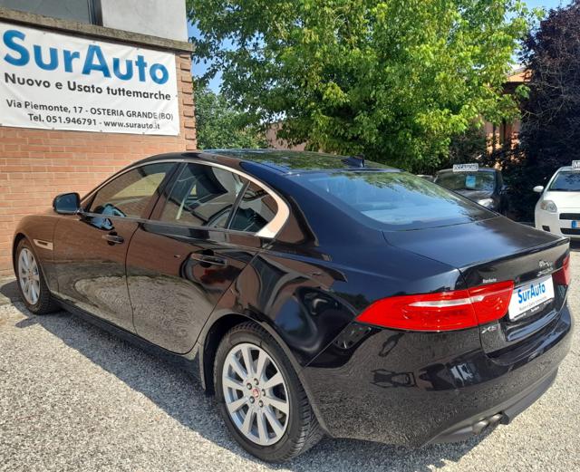 Jaguar XE 2.0 D Turbo Aut. Pure, del 2016, 158.000 km, in vendita a Osteria Grande (BO)