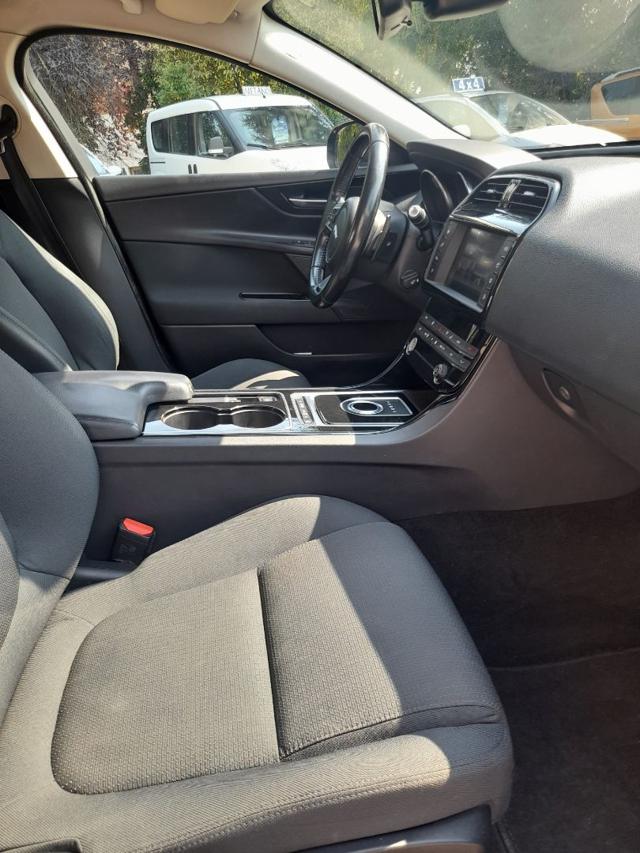 Jaguar XE 2.0 D Turbo Aut. Pure usato a OSTERIA GRANDE