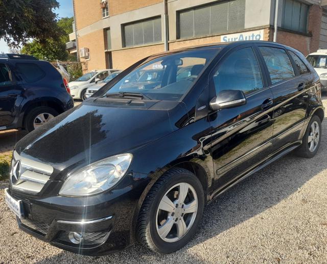 Mercedes-Benz B 180 NGT BlueEFFICIENCY Executive, del 2011, 209.000 km, in vendita a Osteria Grande (BO)