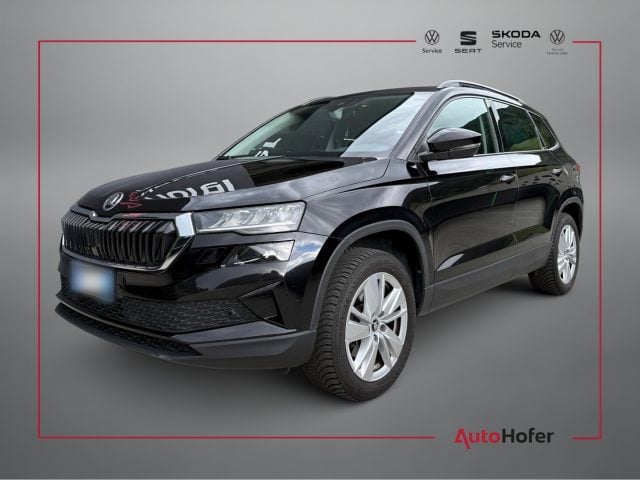 Skoda Karoq 2.0 TDI DSG Selection LED ACC Camera Travel, del 2025, 28.353 km, in vendita a Chiusa (BZ)
