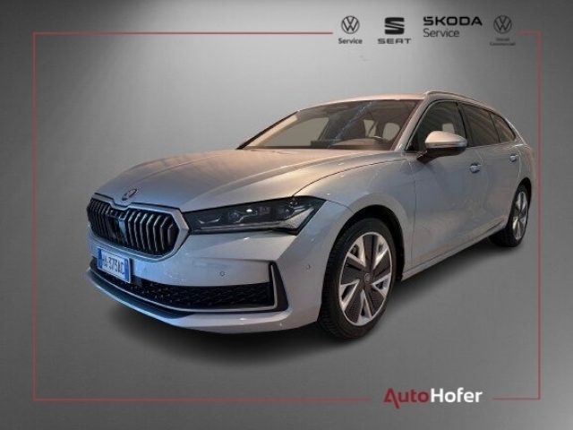 Skoda Superb 2.0 TDI DSG Wagon Selection 360° Matrix Navi ACC usato a CHIUSA
