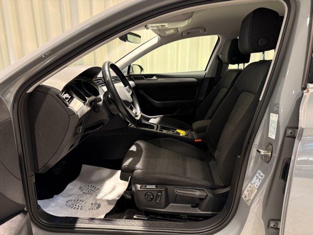 Volkswagen Passat Variant 2.0 TDI 4MOTION DSG Business ACC Camera Navi - foto 4 di 4