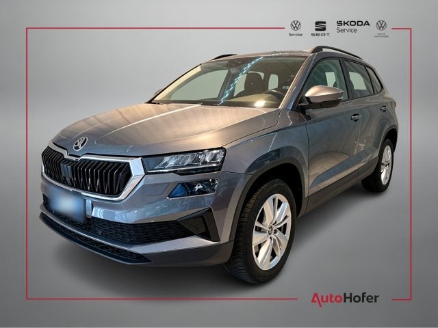 Skoda Karoq 2.0 TDI DSG Selection LED ACC Camera Travel, del 2025, 27.500 km, in vendita a Chiusa (BZ)