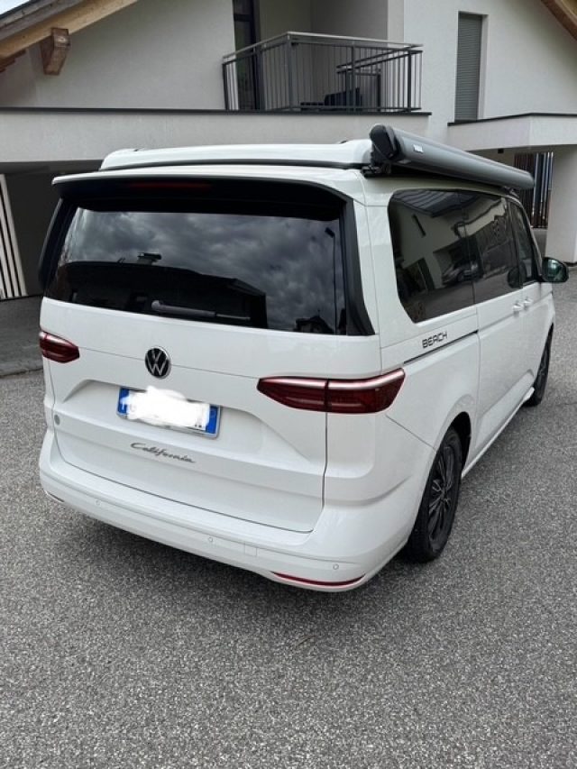 Volkswagen California T7 2.0 TDI 150 CV DSG Beach Camper Gancio LED - foto 4 di 4