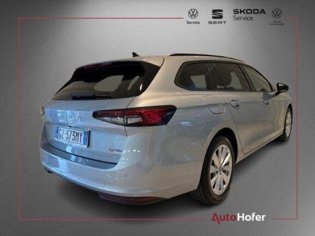 Skoda Superb 2.0 TDI DSG Wagon Selection Camera DAB+ LED Navi - foto 3 di 4