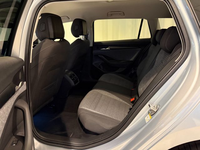 Skoda Superb 2.0 TDI DSG Wagon Selection Camera DAB+ LED Navi usato a CHIUSA