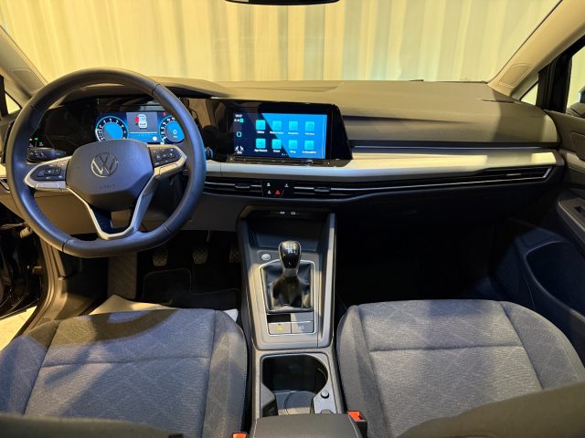 Volkswagen Golf 1.5 TSI Life LED GANCIO Panorama Navi ACC usato a CHIUSA