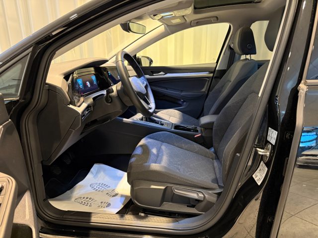 Volkswagen Golf 1.5 TSI Life LED GANCIO Panorama Navi ACC - foto 4 di 4
