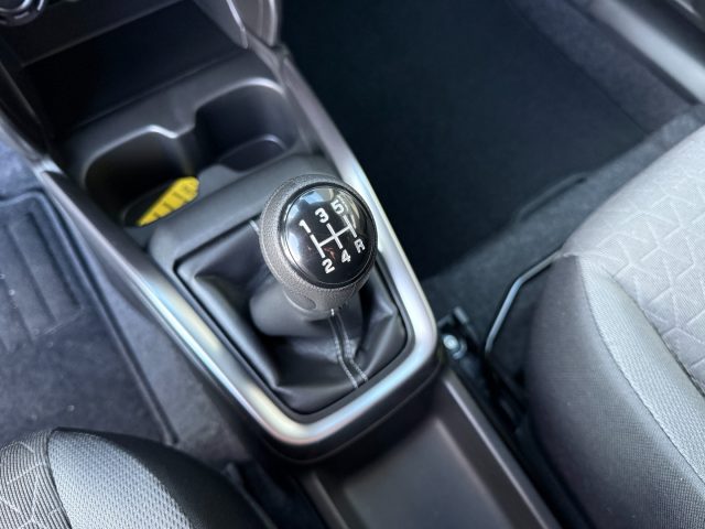 Suzuki Swift 1.2 Hybrid 4WD AllGrip Top Navi DAB+ LED nuovo a CHIUSA