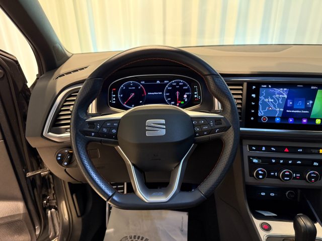 SEAT Ateca 2.0 TDI DSG FR 19" Pano 360° ParkAssist LED, del 2025, 19.588 km, in vendita a Chiusa (BZ)
