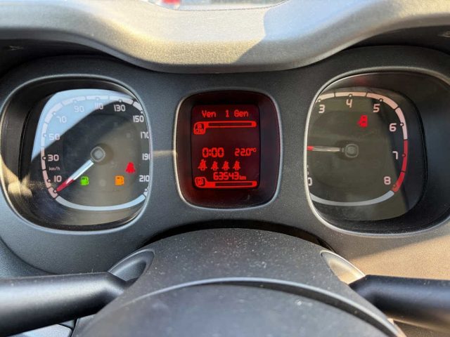 Fiat Panda 0.9 TwinAir Turbo Natural Power City Life 5posti - foto 4 di 4
