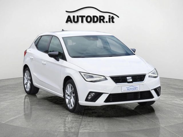 SEAT Ibiza 1.0 TGI FR Fari LED, Full Link, Vetri oscurati - foto 1 di 4