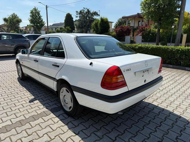 Mercedes-Benz C 180 cat Classic - foto 2 di 4