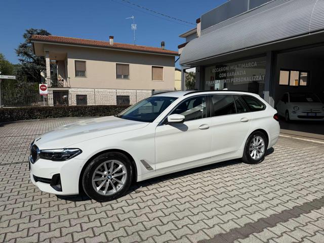 BMW 520 d 48V Touring Business, del 2021, 145.000 km, in vendita a Carpenedolo (BS)