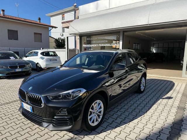 BMW X2 xDrive25e Business-X - foto 2 di 4