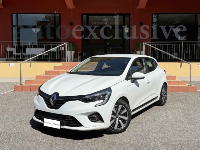 Renault Clio Clio 1.6 E-Tech hybrid auto usato a PISTOIA