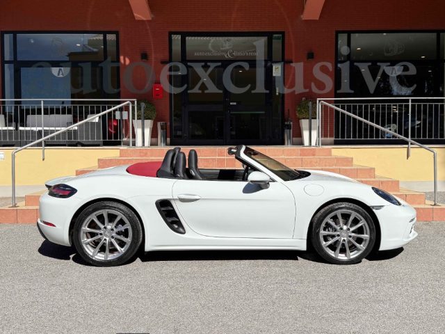 Porsche 718 Spyder 2 - foto 2 di 4