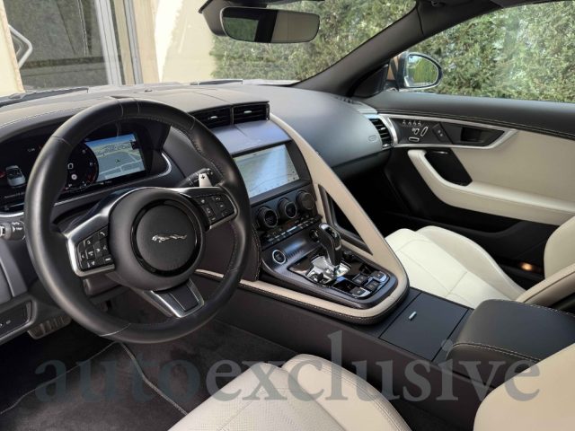 Jaguar F-Type 2.0 aut. Convertibile R-Dynamic, del 2022, 20.798 km, in vendita a Pistoia (PT)