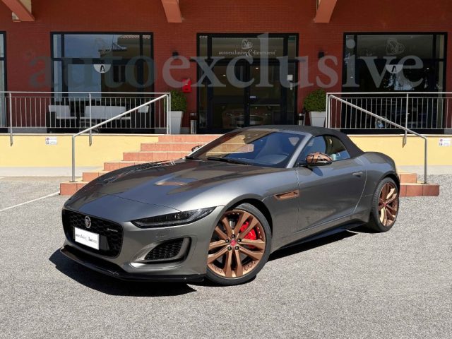 Jaguar F-Type 2.0 aut. Convertibile R-Dynamic usato a PISTOIA