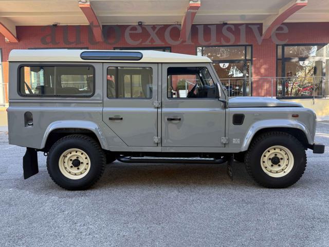 Land Rover Defender Classic Defender Works V8 Islay edition - foto 2 di 4