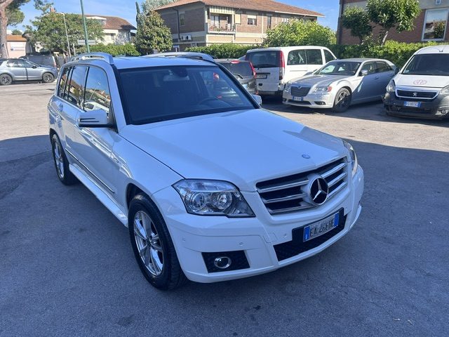 Mercedes-Benz GLK 220 CDI 4Matic BlueEFFICIENCY Sport - foto 2 di 11