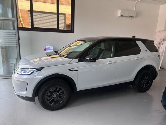 Land Rover Discovery Sport 2.0 TD4 180 CV AWD Auto HYBRID/GASOLIO - foto 3 di 4