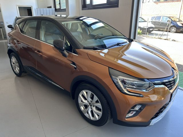 Renault Captur Blue dCi 95 CV Intens - foto 3 di 4