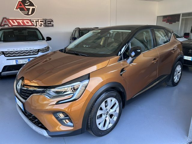 Renault Captur Blue dCi 95 CV Intens - foto 4 di 4