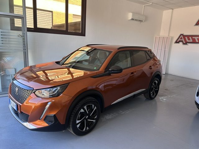 Peugeot 2008 PureTech 130 S&S EAT8 Allure - foto 3 di 4