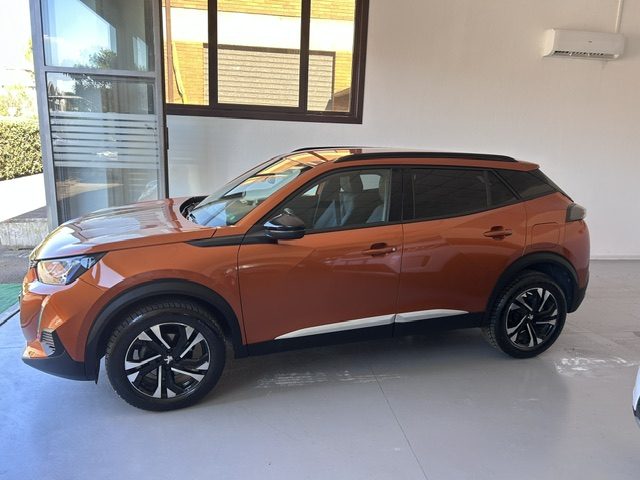 Peugeot 2008 PureTech 130 S&S EAT8 Allure - foto 4 di 4